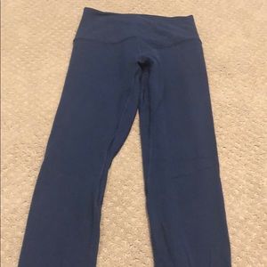 Lululemon align rare blue  color size 4 7/8